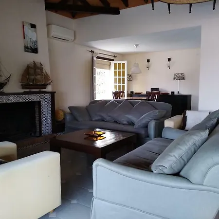 Con Piscina Privada Holiday home