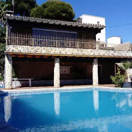 Con Piscina Privada Holiday home *